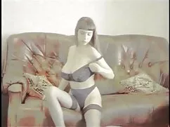 sıcak kız öğrenci lezbiyenler alt yazılı porno